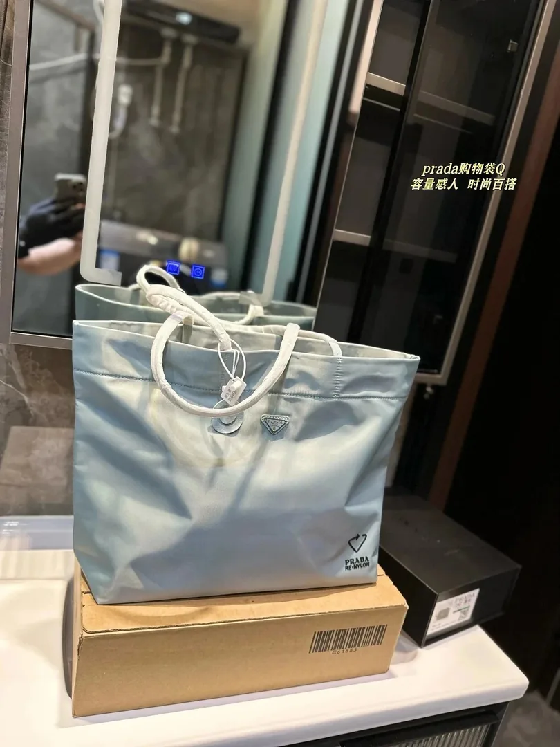 Tote Bag — QC