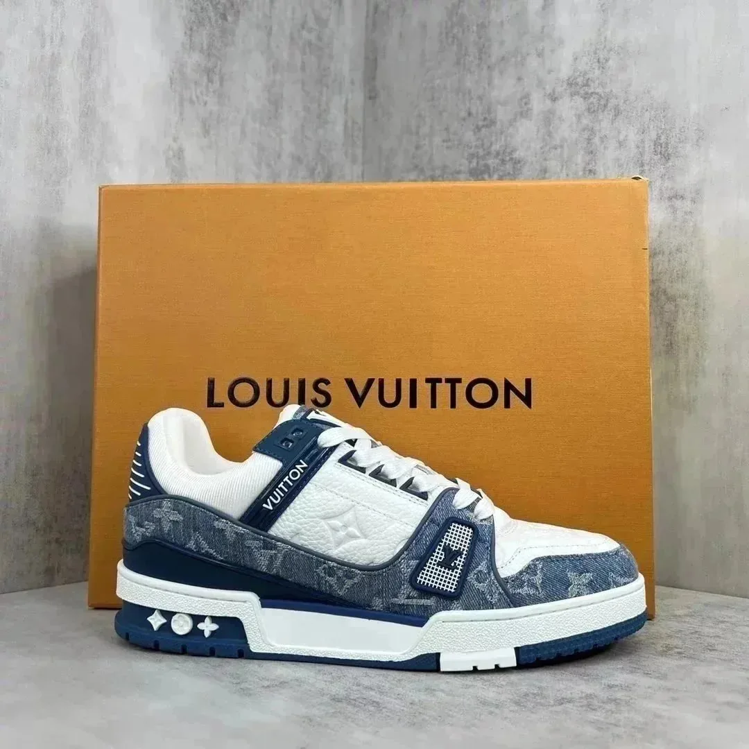 Louis Vuitton LV Trainer White Basic Trainers — photo 7