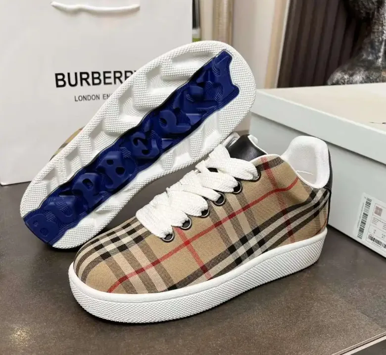 Burberry Vintage Check Sneaker White Athletic Sneakers — Photo 6