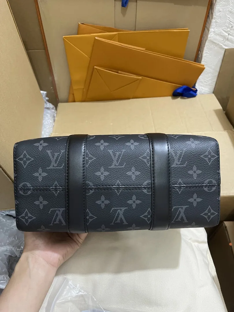 Louis Vuitton Black Pillow Bag M45936 — QC