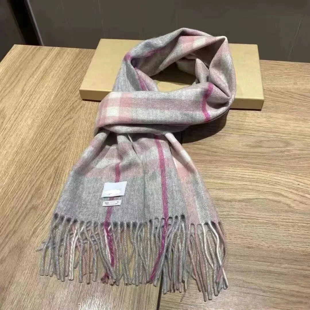 Burberry Plaid Scarf — QC