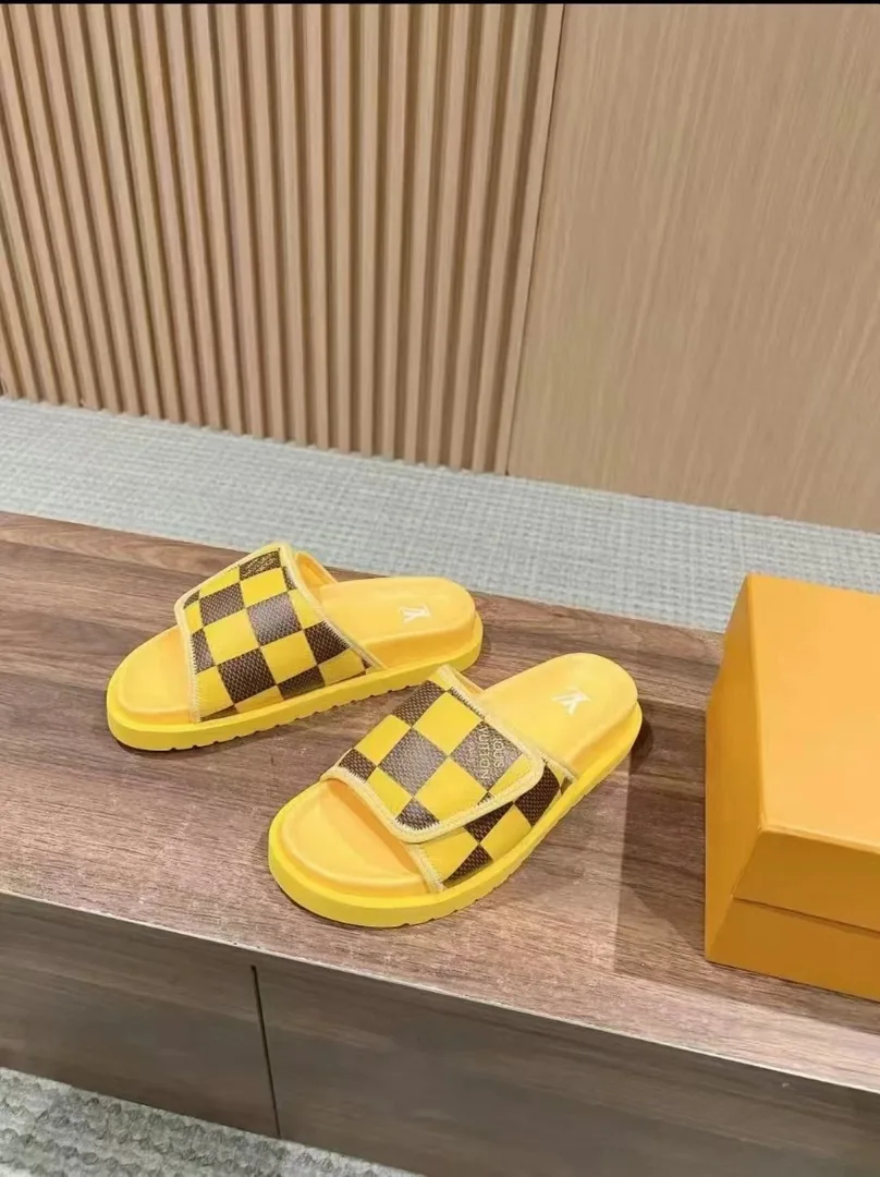 Waterfront Slides — QC