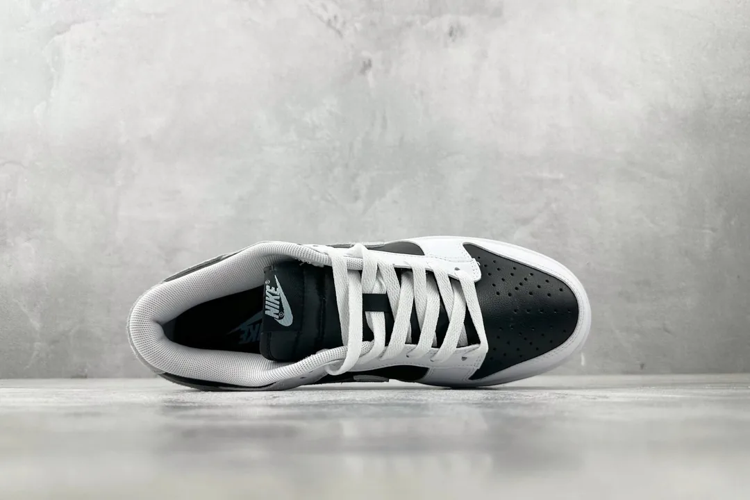 Nike Dunk Low Reverse Panda 2.0 — photo 3