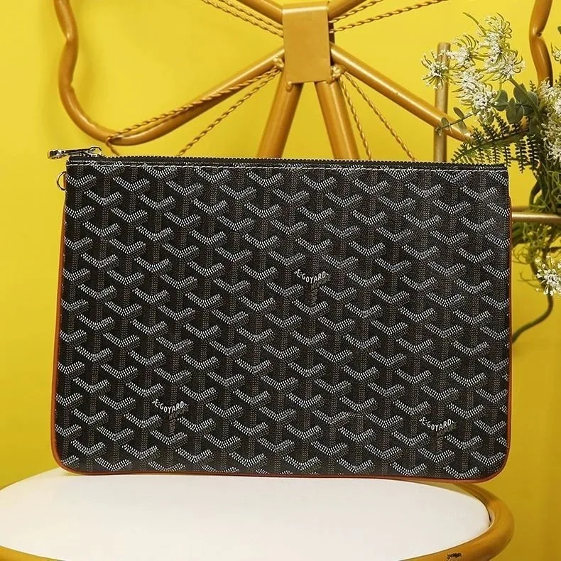 Goyard Clutch Card Wallet — QC