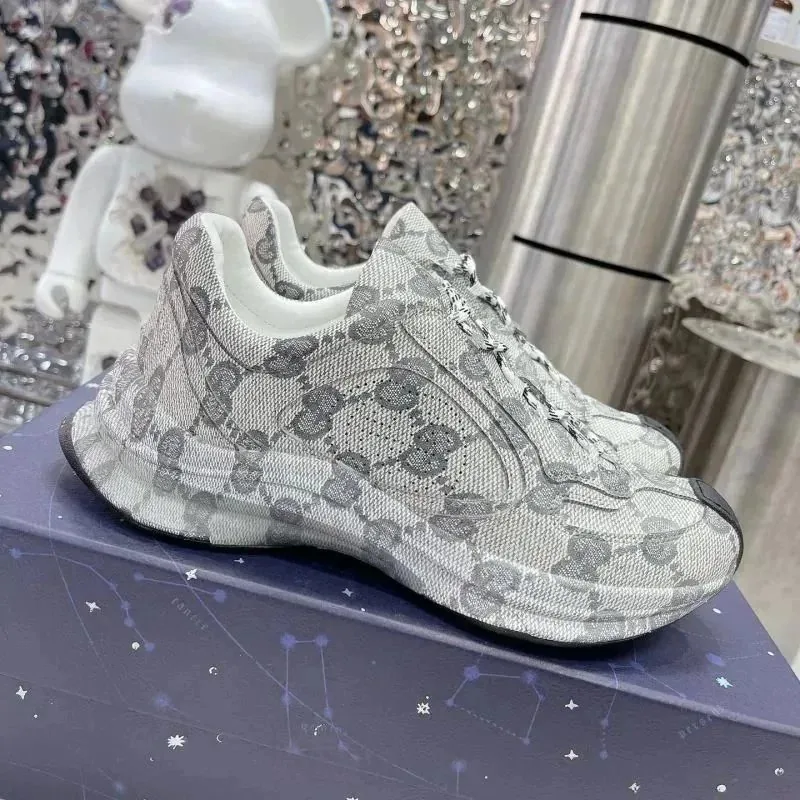 Gucci Run Beige Sneakers — QC