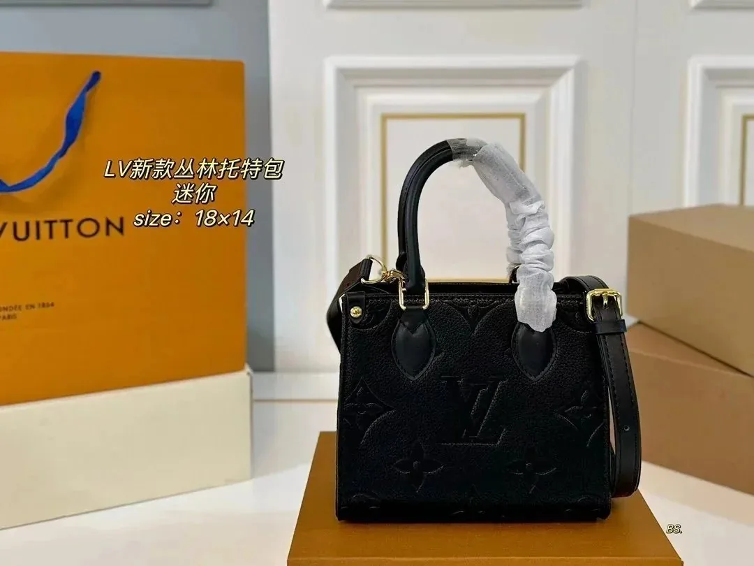 Tote Bag — Photo 11