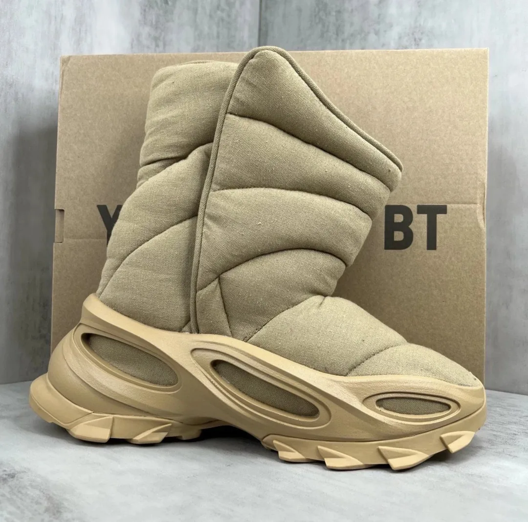 Adidas Yeezy NSLTD Khaki Boots — Photo 2