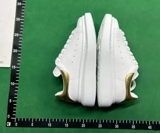 Alexander McQueen Oversized Sneaker White Black Platform Sneakers — Photo 15