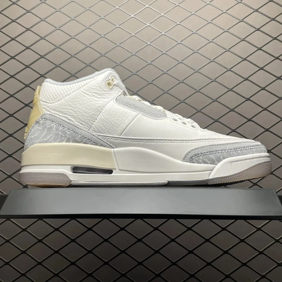 Air Jordan 3 Ivory — photo 3
