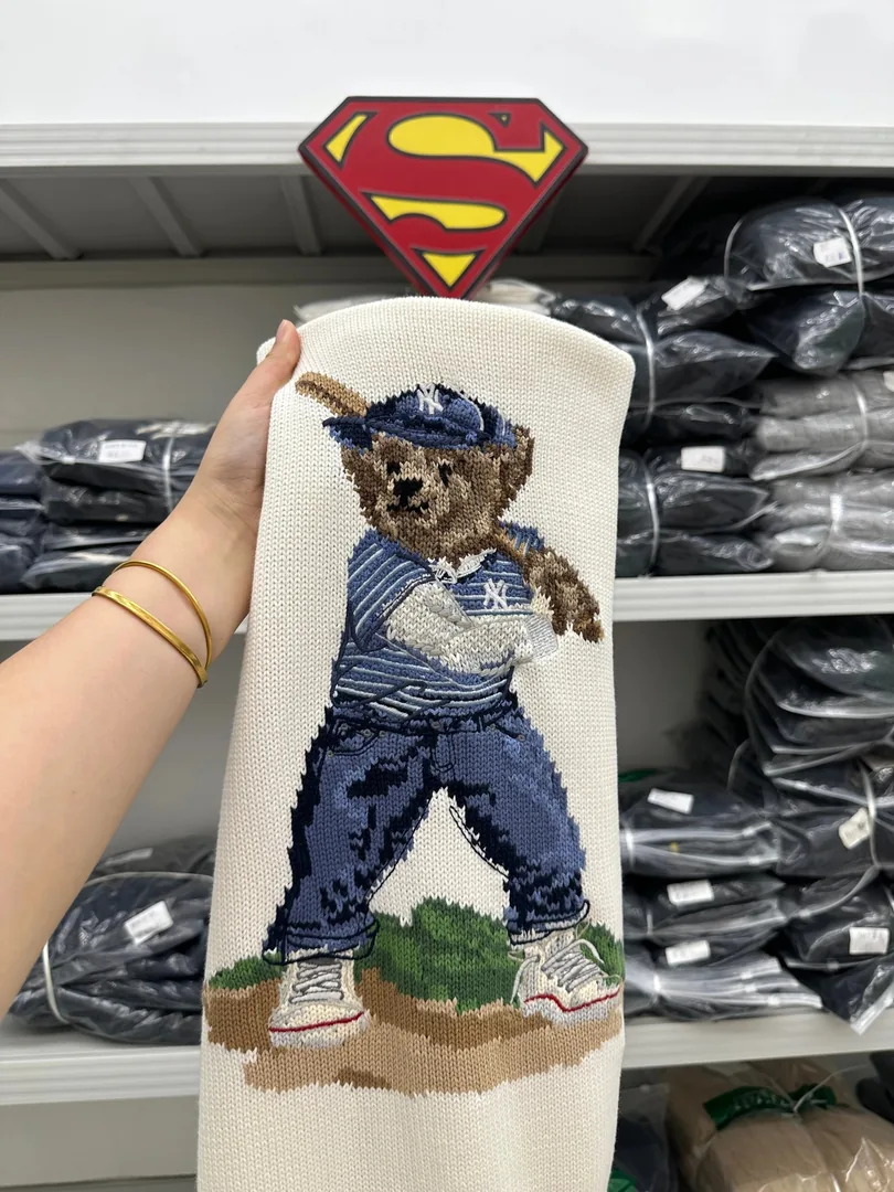 Teddy Bear Sweater — Photo 6
