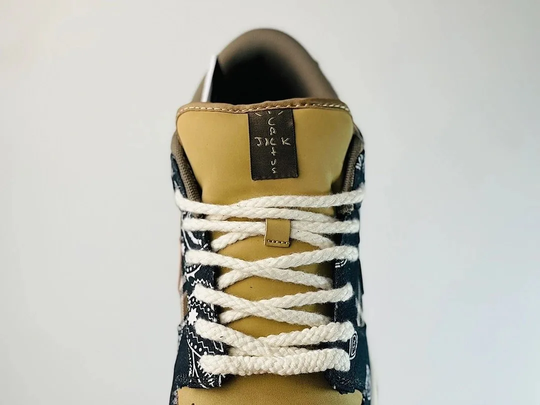 Nike SB Dunk Low Jack Boys Paisley Collab Sneakers — QC