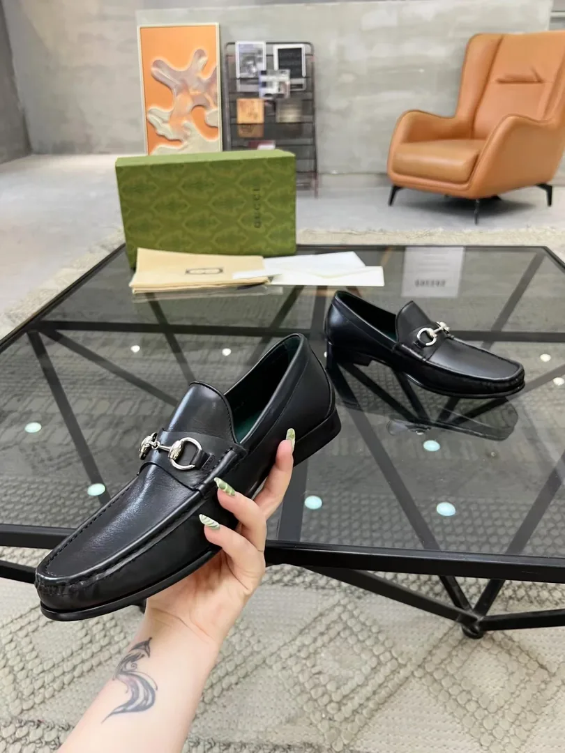Gucci Horsebit Loafer White Driving Loafers — Photo 3