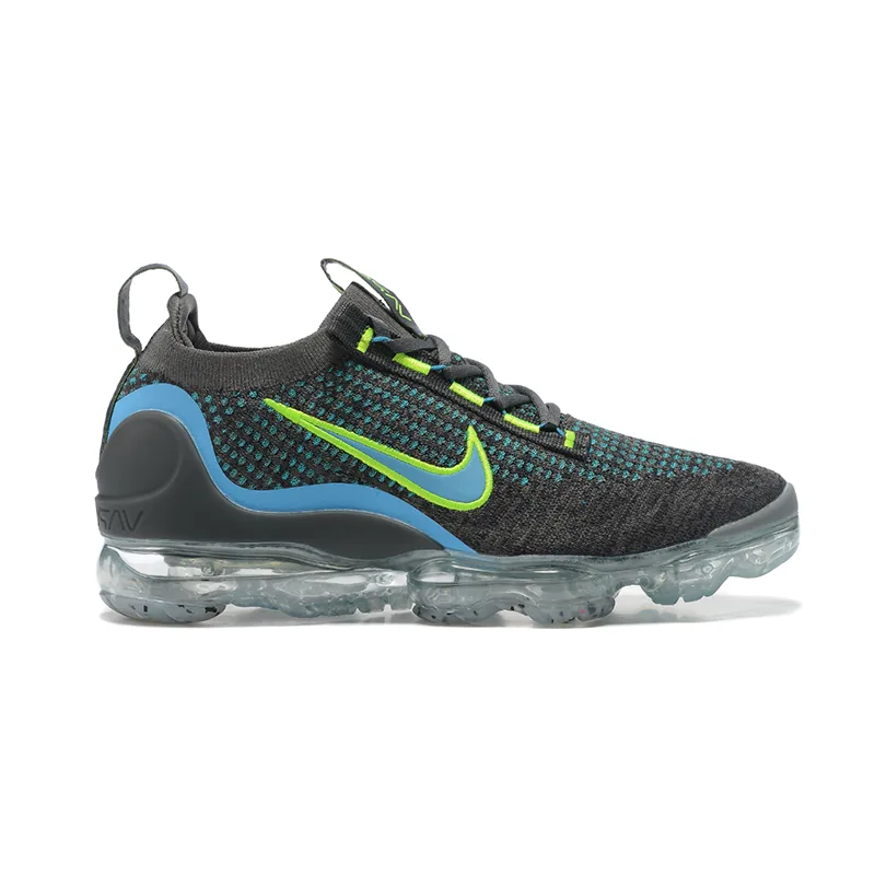Nike Air VaporMax Flyknit 2021 Trainers — photo 8
