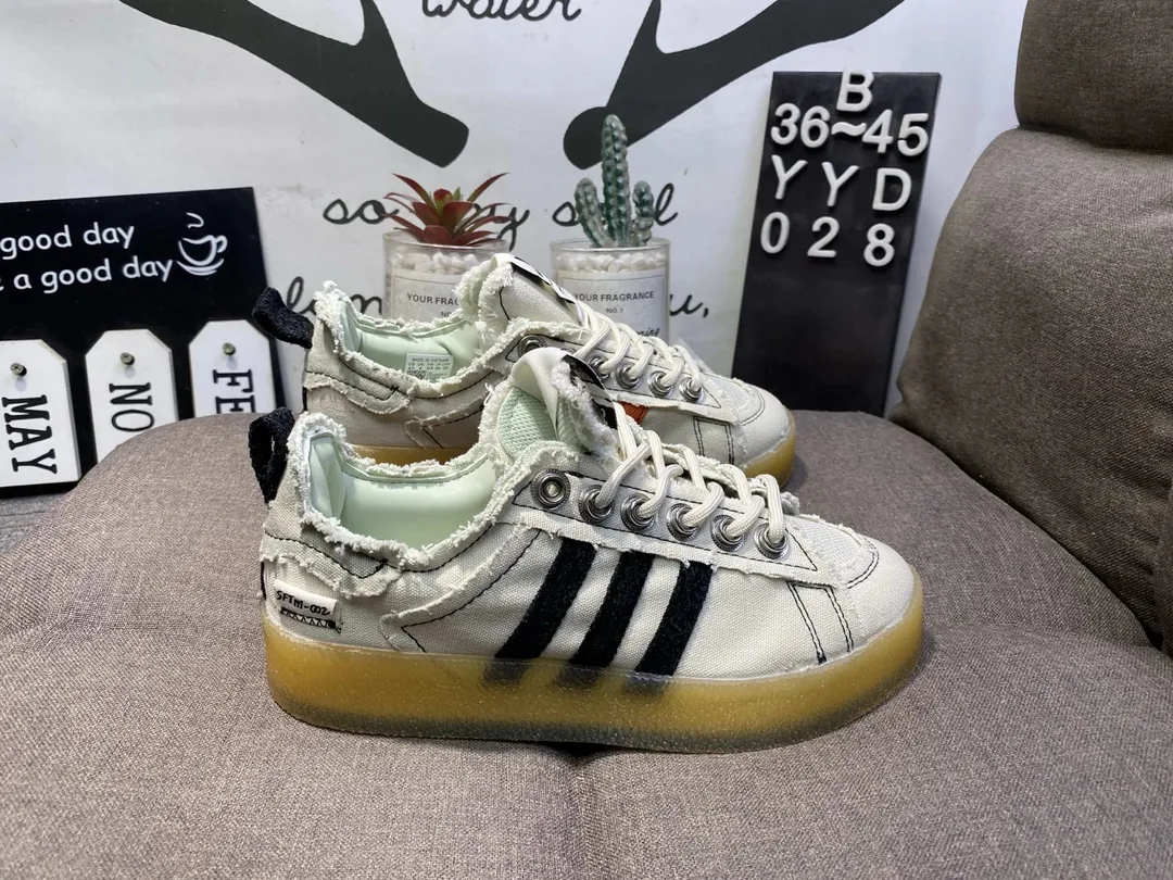Adidas Song For The Mute 80s