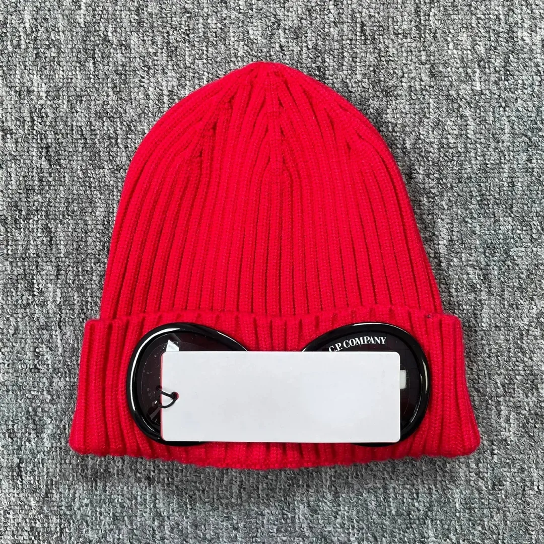 Ribbed Knit Beanie — QC