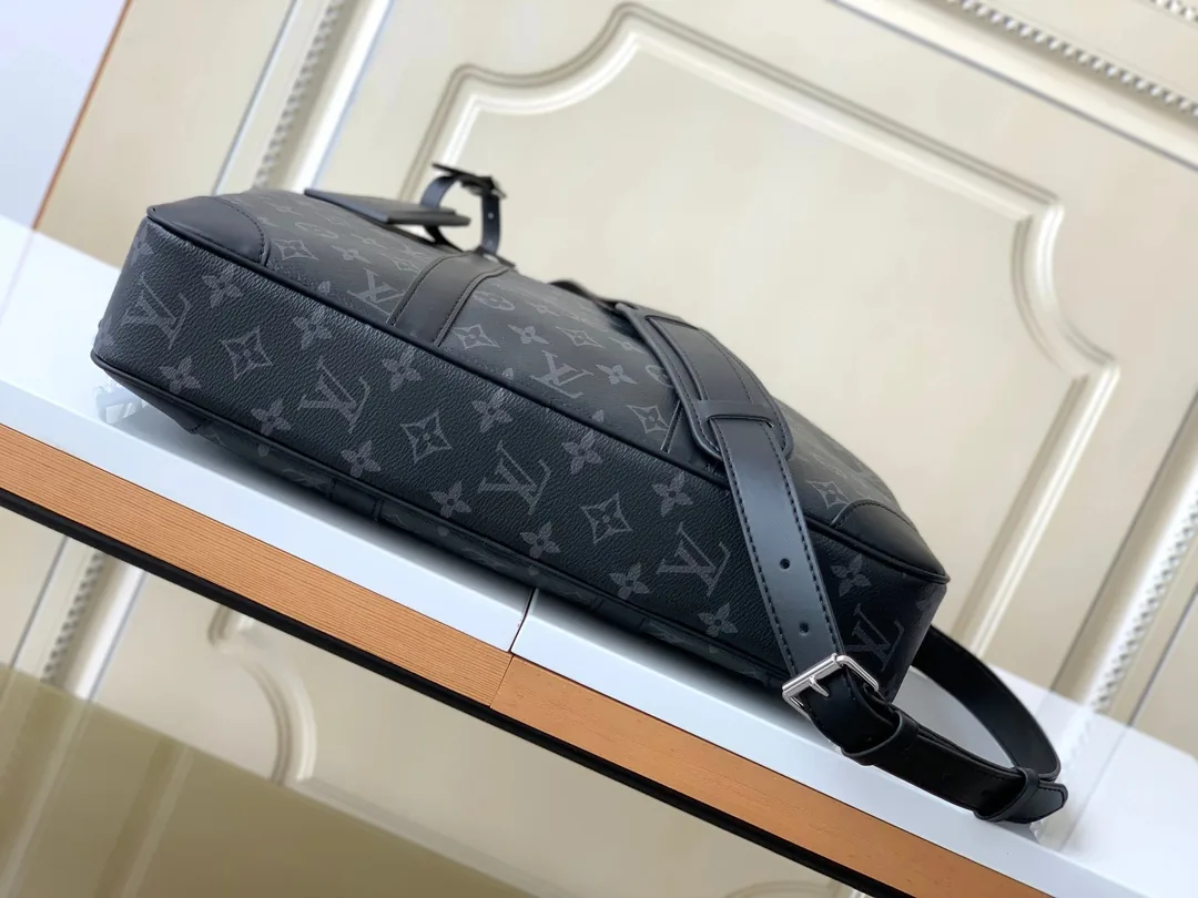 Louis Vuitton Black Monogram Briefcase — Photo 5