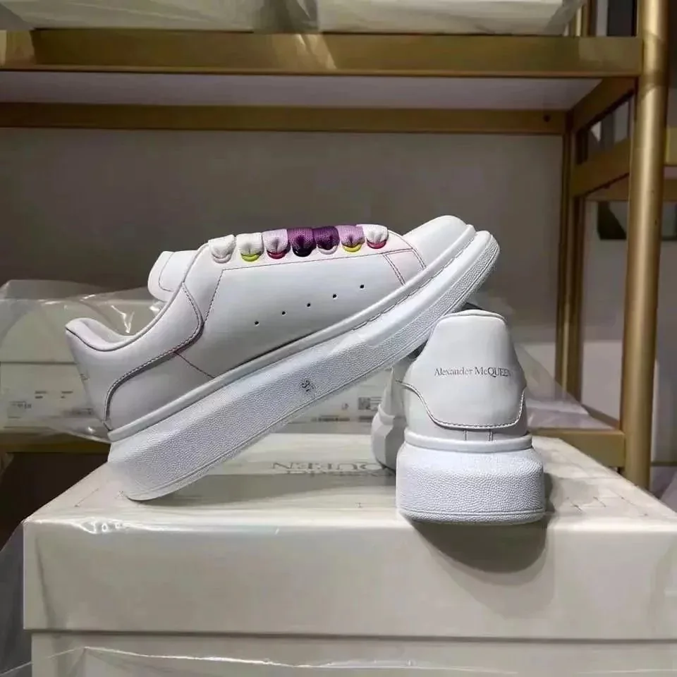 Alexander McQueen Oversized Sneaker Sneakers — QC