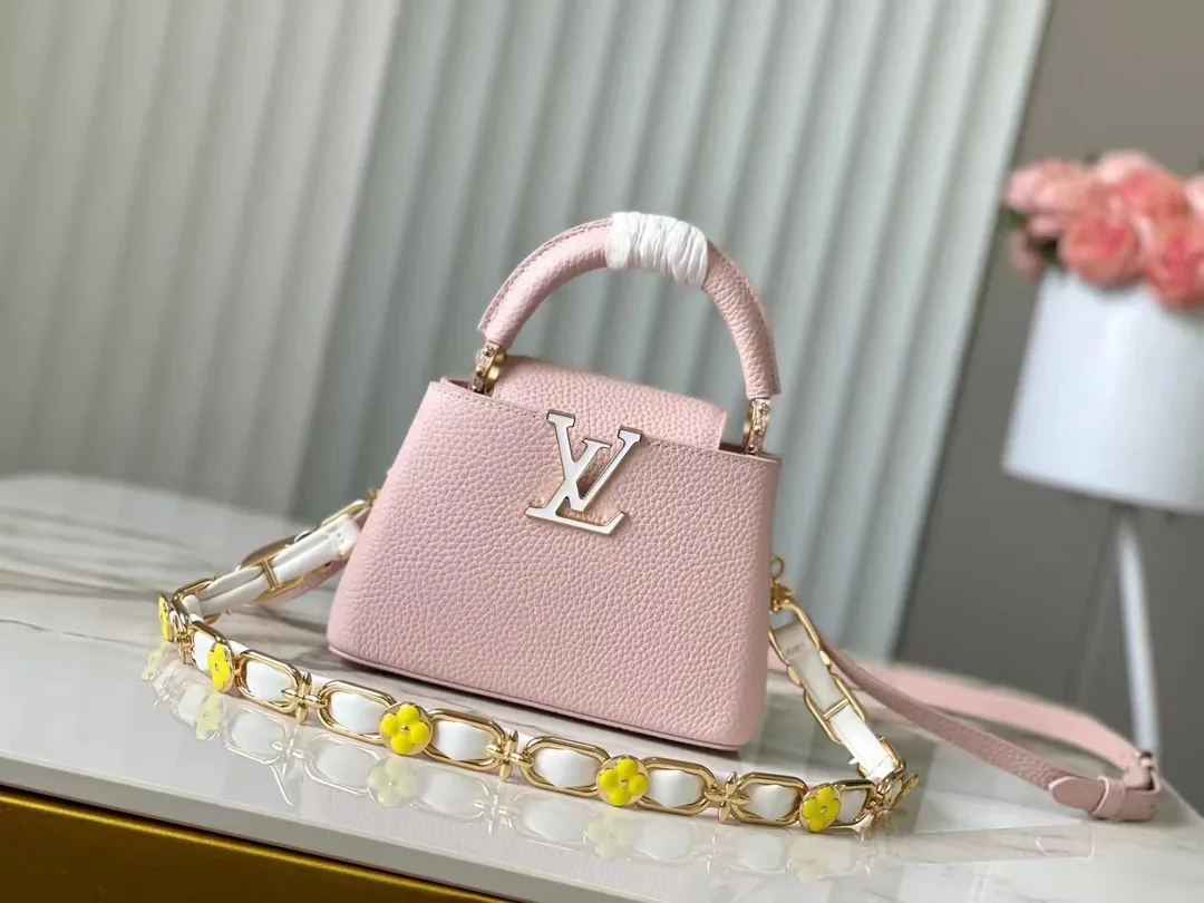 Louis Vuitton Leather Shoulder Bag