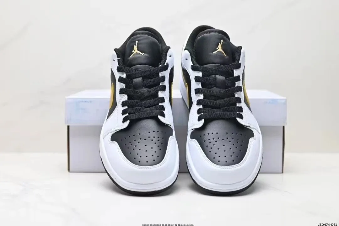 Air Jordan 1 Low Gold Swoosh — Photo 5