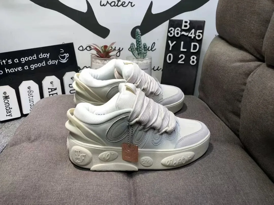 White One Of One Low — QC