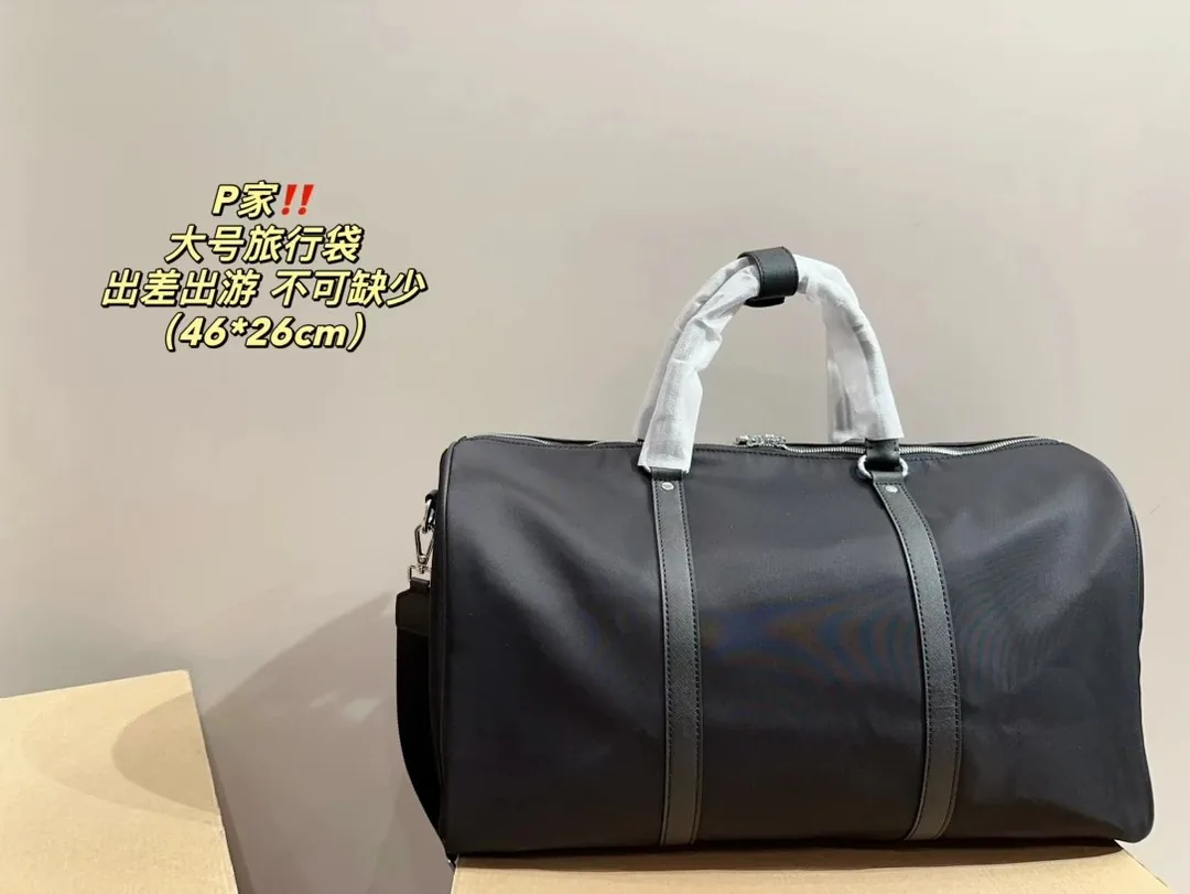 Prada Large Capacity Travel Bag — photo 6