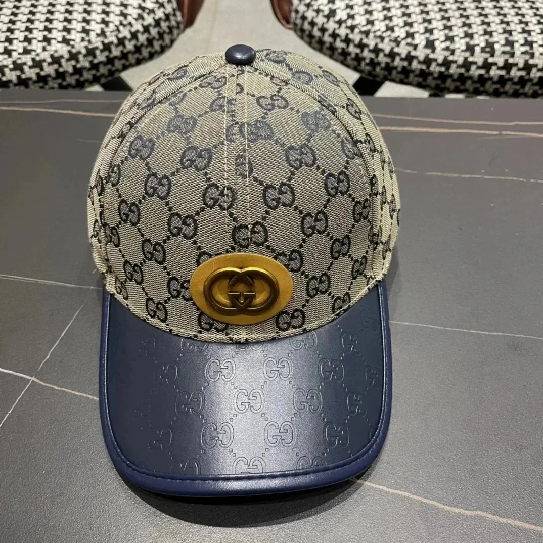 Gucci Accessory — Photo 8