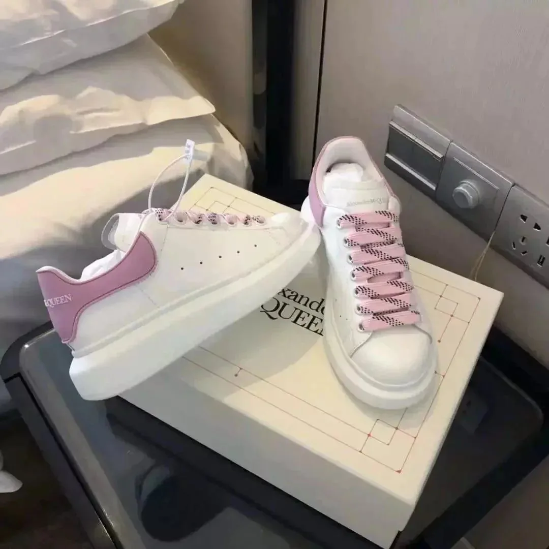 Alexander McQueen Oversized Sneaker White Low-Top Trainers