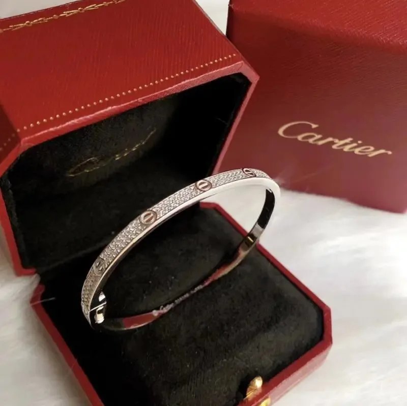 Bracelet — QC