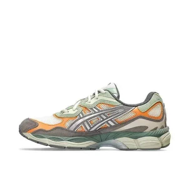 Asics White Athletic Trainers — photo 9