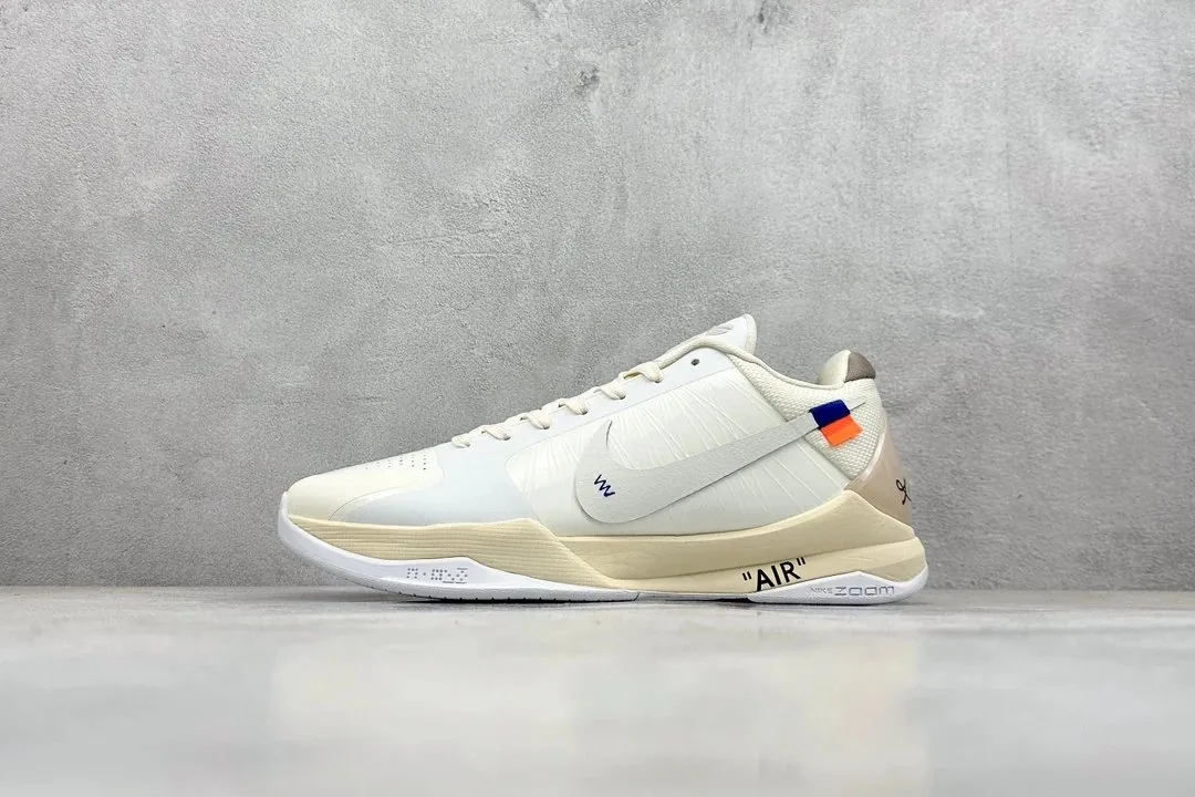 Nike Kobe 5 Basketball Shoes