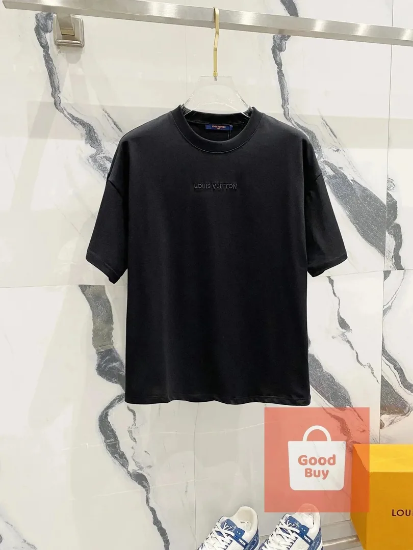 Louis Vuitton Monogram Print T-Shirt Collection — Photo 8