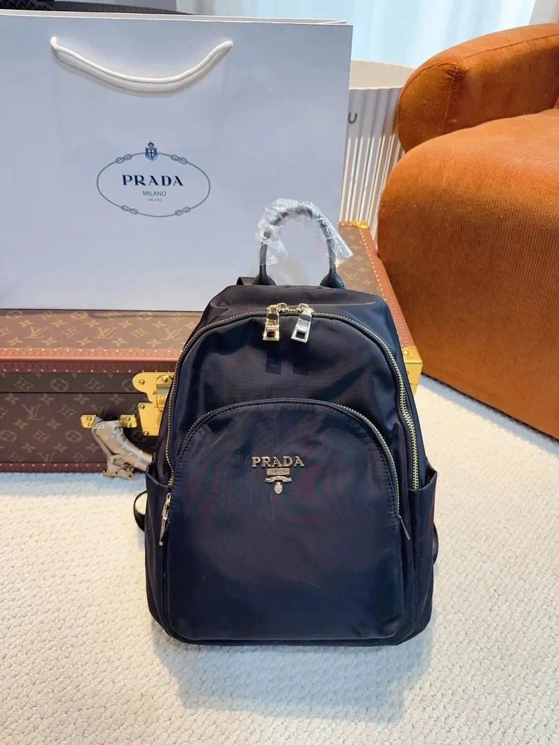Backpack — Photo 4