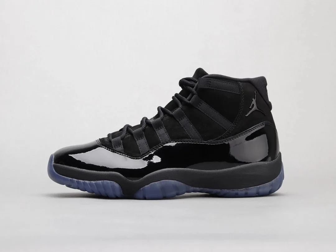 Air Jordan 11 Cap and Gown — photo 10