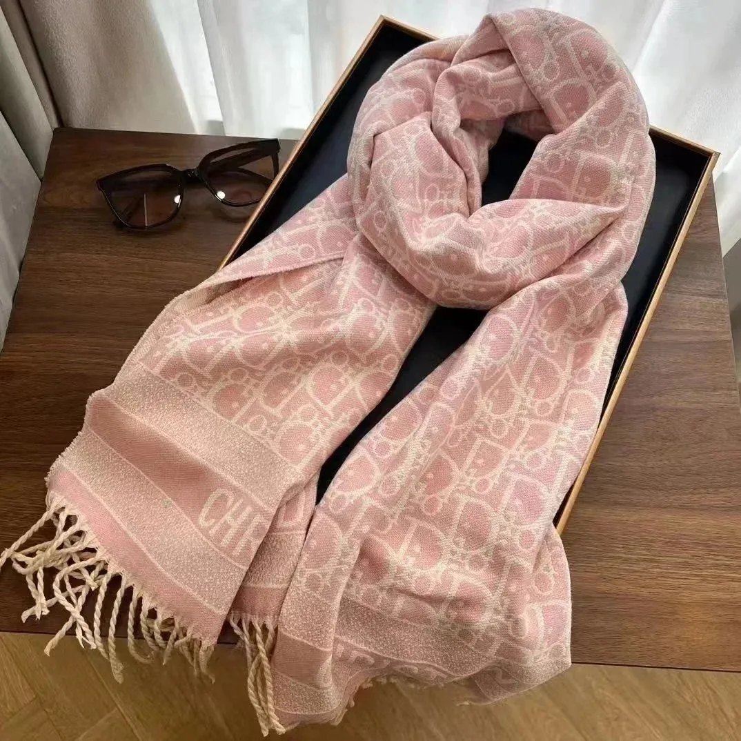 Autumn Winter Scarf — QC