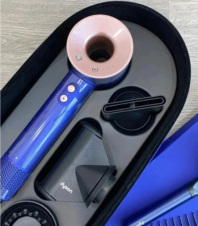 Dyson HD08 Limited Edition Dryer — Photo 5