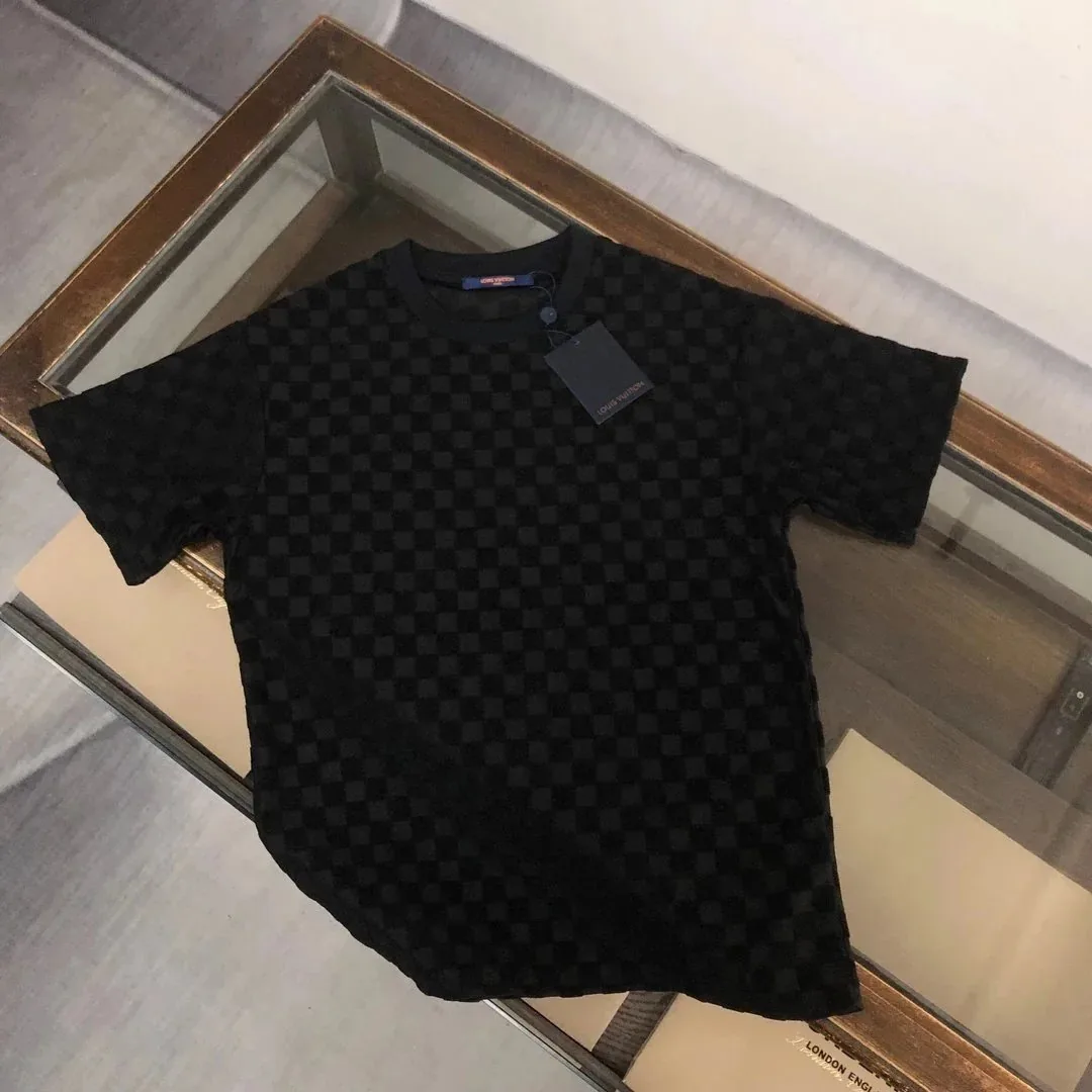 Louis Vuitton Monogram Jacquard T-Shirt Collection — Photo 7