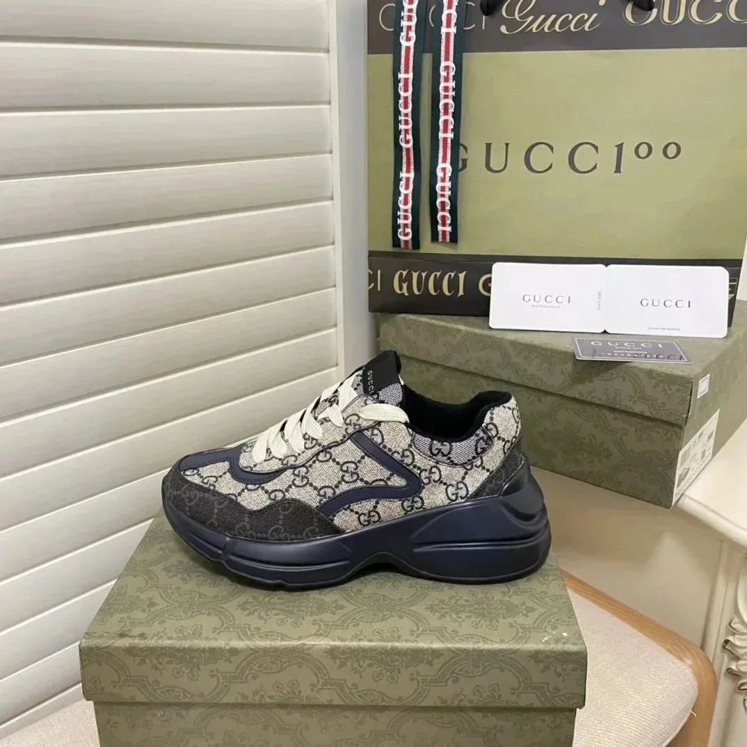 Gucci Run Beige Platform Dad Shoes — Photo 11