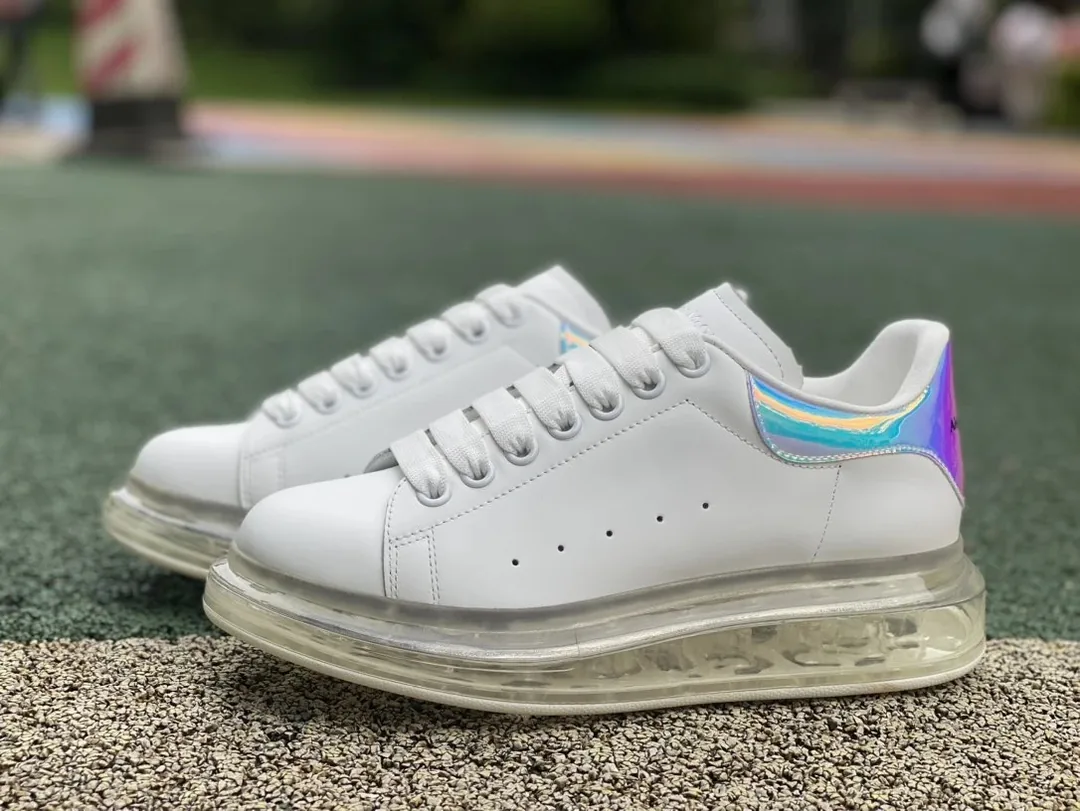 White Nike Air Max Chunky Sneakers — Photo 10