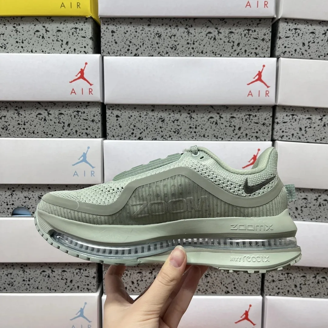 Nike Pegasus Premium Running Shoes — photo 6