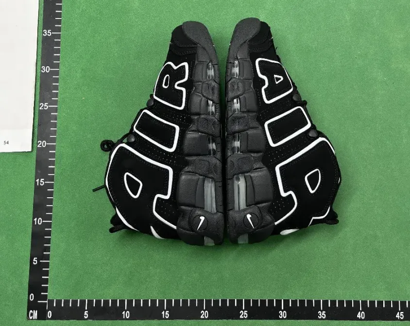 Nike Air More Uptempo — Photo 15