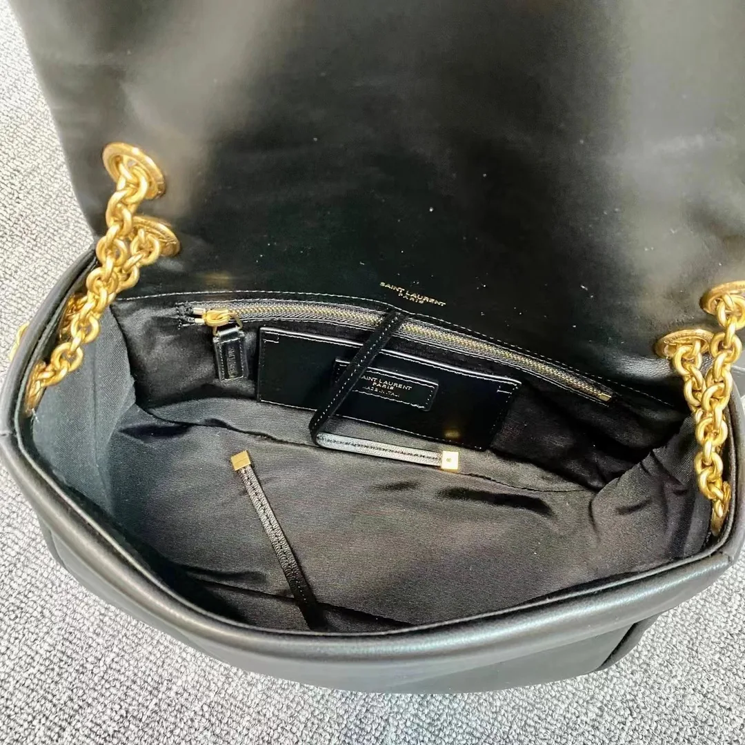 Saint Laurent Leather Shoulder Bag — photo 5