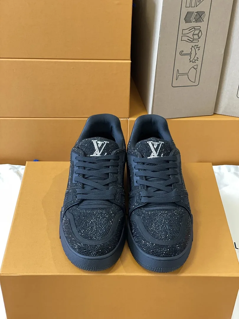 Louis Vuitton LV Trainer Dior Crystal Sneakers — photo 9