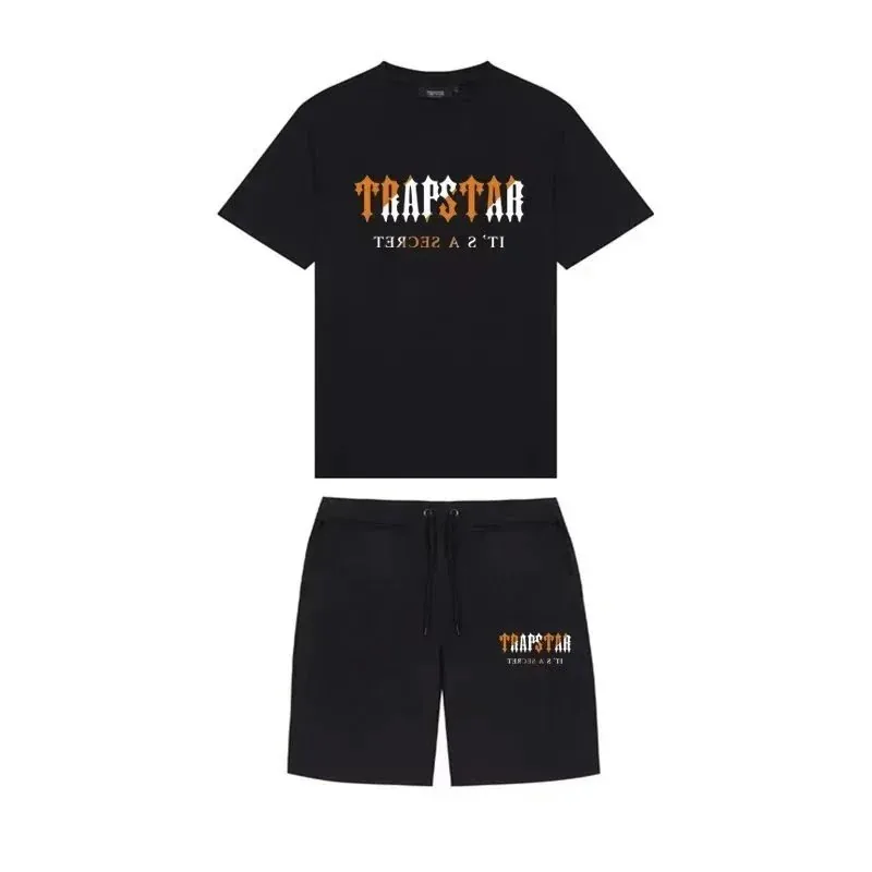 Short-Sleeve And Shorts Set — photo 10