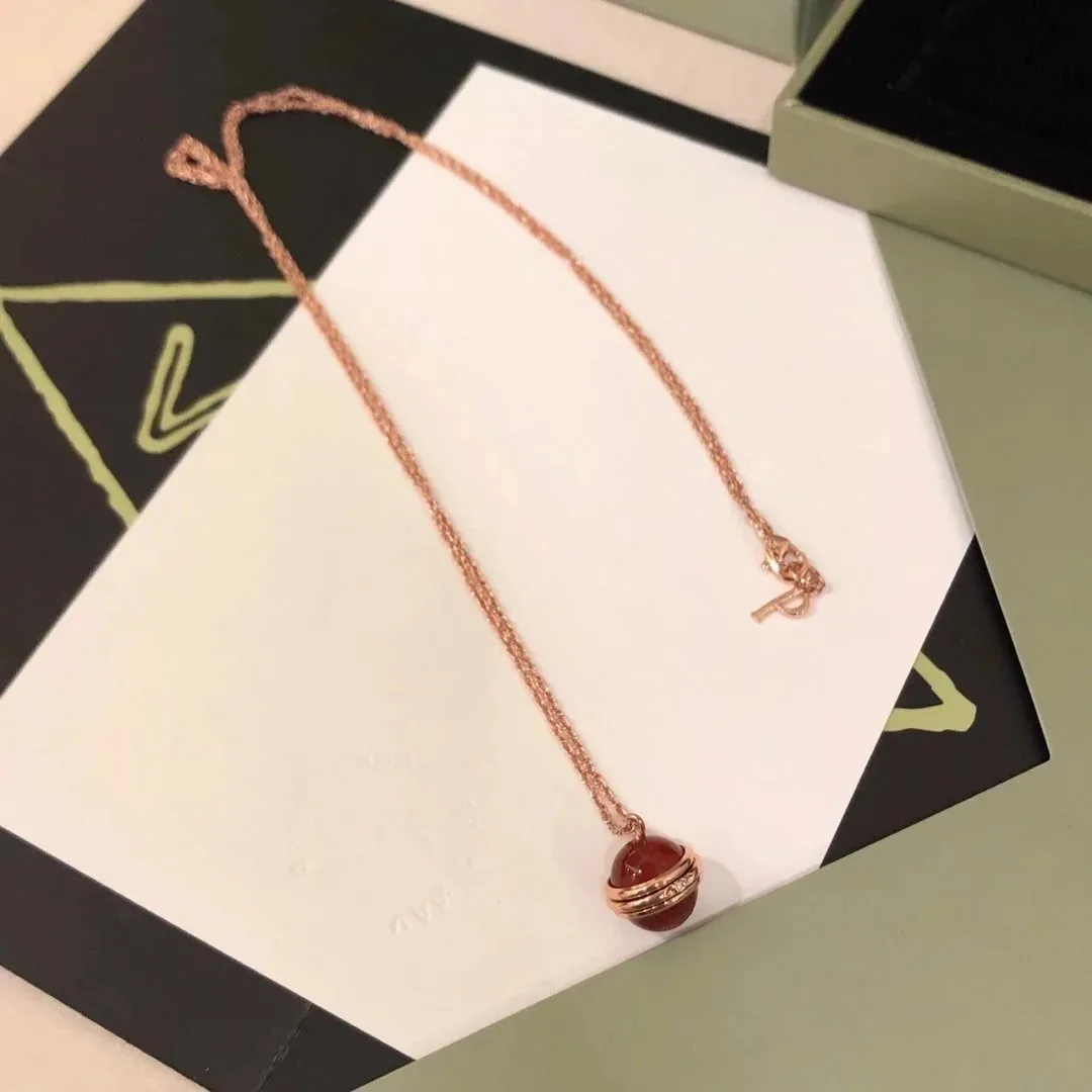 Van Cleef Arpels Necklace Gift Box — photo 10