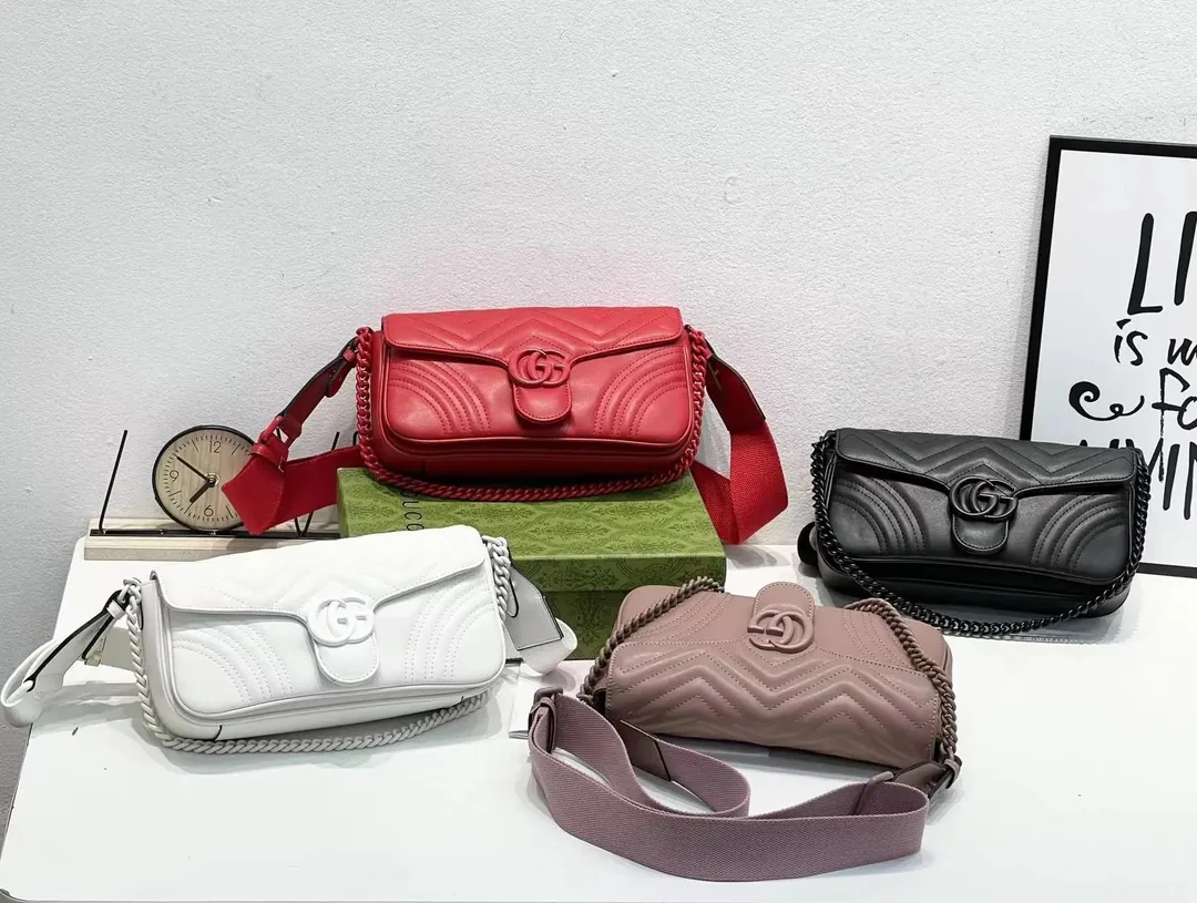 Handheld Waist Bag — QC