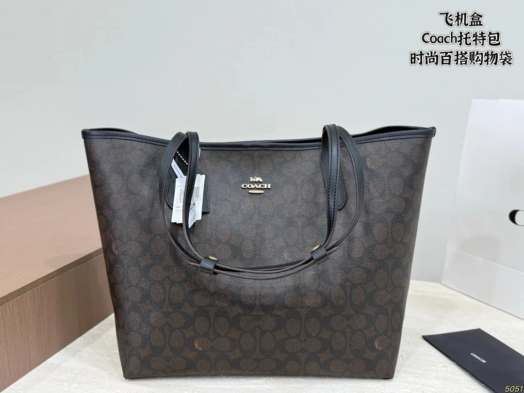 Coach Tote Shopping Bag — photo 5