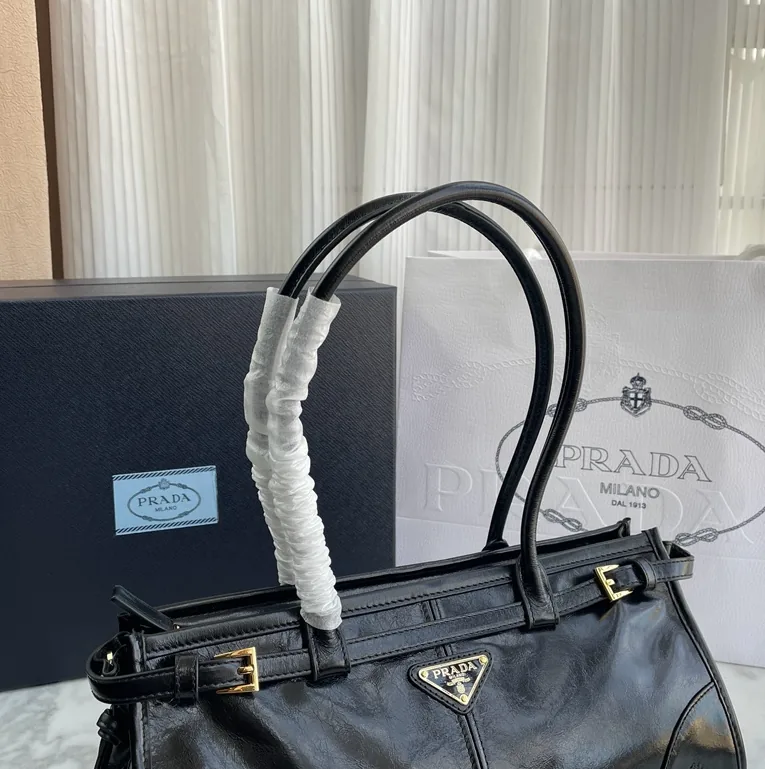 Bonnie Leather Handbag — photo 10
