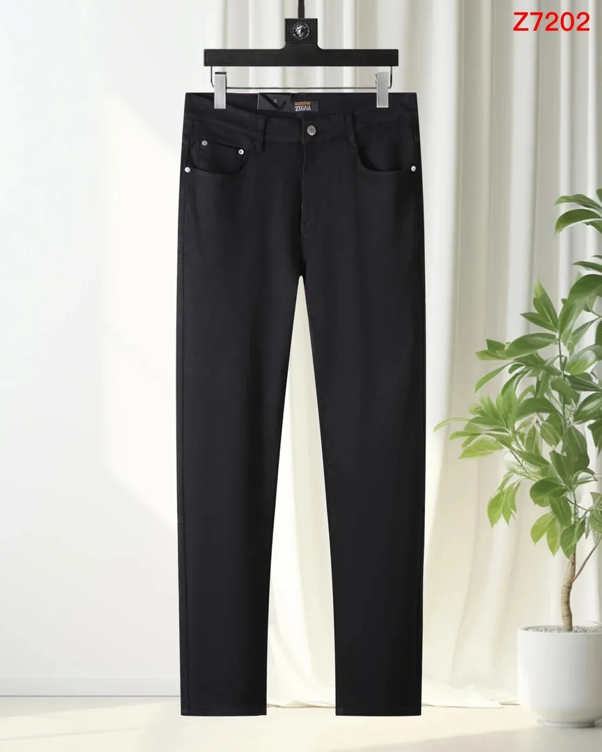 Denim Tears Cotton Wreath Jeans Collection — Photo 15