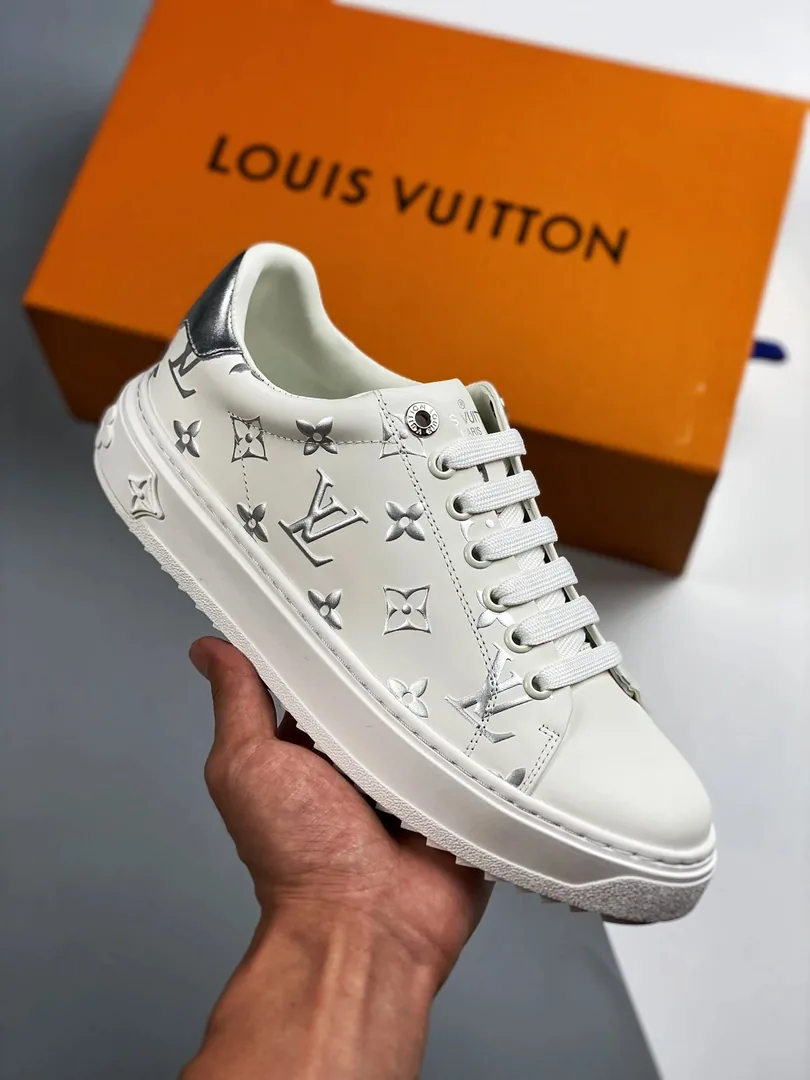Louis Vuitton Time Out White Black Spring Low-Tops — photo 2