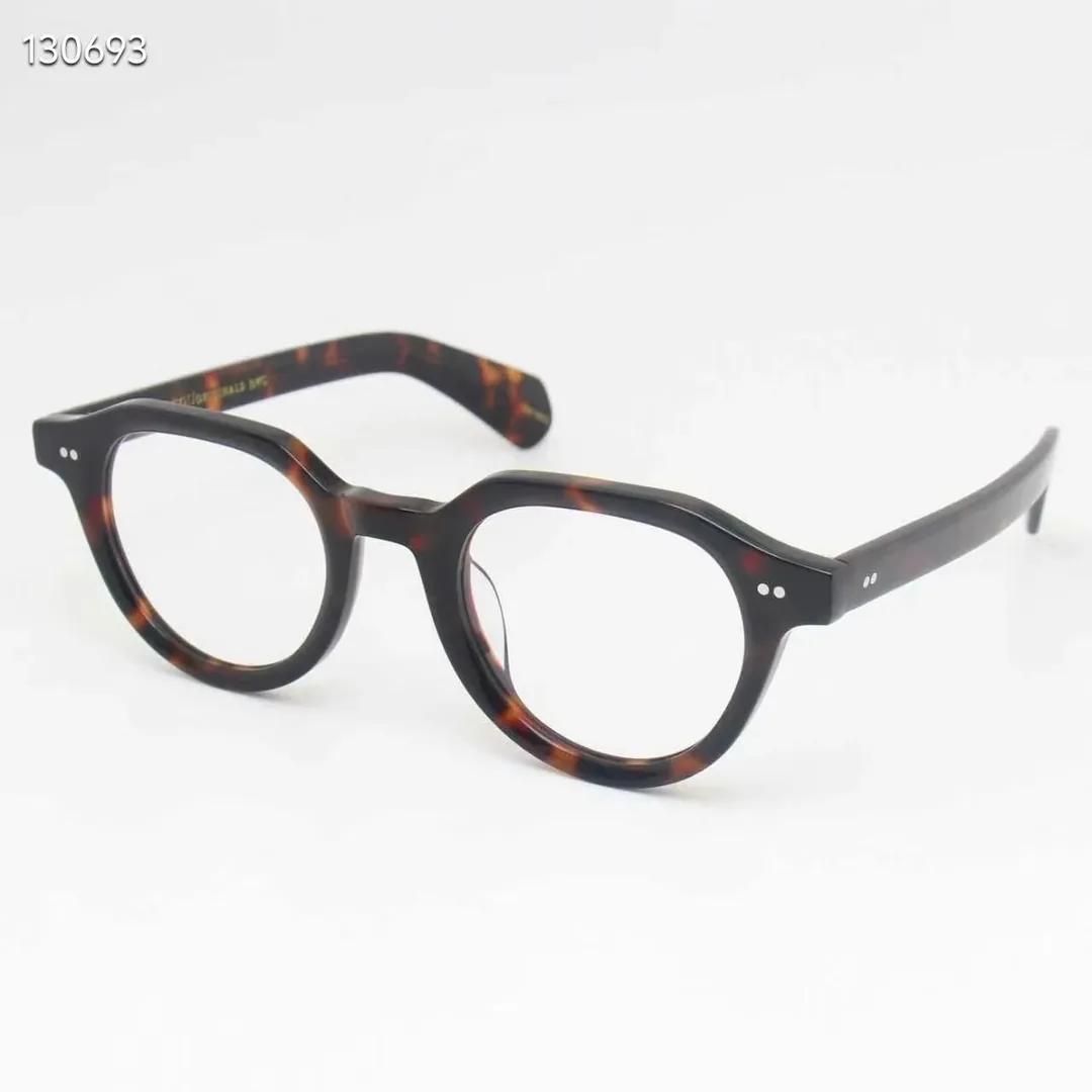 Sunglasses — Photo 5